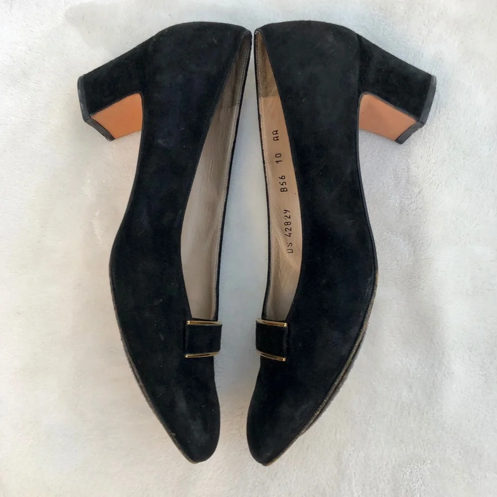 Salvatore Ferragamo Shoes Black Velvet Gold Trim Heels